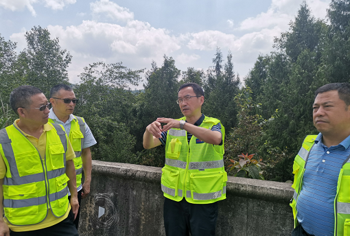 E:\2021年工作\宣传\养护部信息\图片2.png E:\2021年工作\宣传\养护部信息\图片2.png