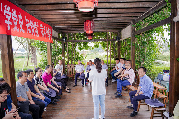 读书分享会_副本.jpg 读书分享会_副本.jpg