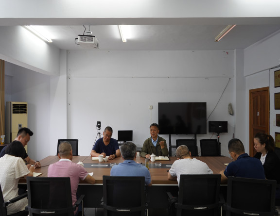 no262-成南公司党委副书记、总经理万忠金到南充管理处指导工作(姚远).JPG no262-成南公司党委副书记、总经理万忠金到南充管理处指导工作(姚远).JPG