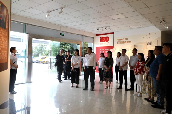 20210608成乐公司一行到川西公司绕西管理处开展党风廉洁开元棋牌工作交流 (1)_副本.jpg