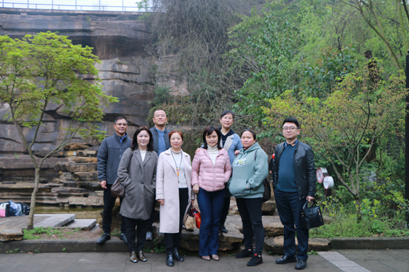 (信息短波)20210308_自贡管理机关工会小组处开展庆“三八节”工会活动2_副本.jpg (信息短波)20210308_自贡管理机关工会小组处开展庆“三八节”工会活动2_副本.jpg