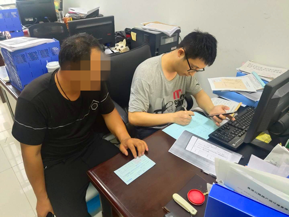 路产追逃 恪尽职守—广南高速成功追缴路产损坏逃逸案件.jpg 路产追逃 恪尽职守—广南高速成功追缴路产损坏逃逸案件.jpg