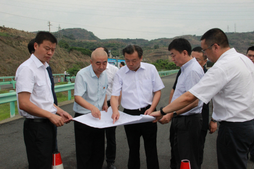 图片5.jpg 图片5.jpg