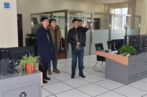 川高公司副总经理张洪春到广巴公司调研货车计重优惠政策到期终止工作.jpg 川高公司副总经理张洪春到广巴公司调研货车计重优惠政策到期终止工作.jpg