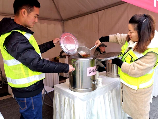 20191205川西公司全力做好2019年省级职工职业高速公路养护岗技能竞赛后勤保障工作 (1)_副本.jpg