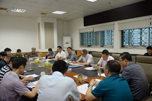 2-1ZZ6104615112.jpg 2-1ZZ6104615112.jpg