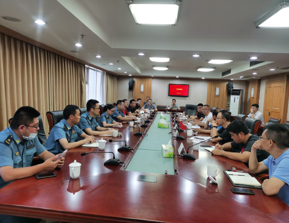 no222-成南公司联合召开成南路K1933-1934路面积水治理协调会(张爽).jpg no222-成南公司联合召开成南路K1933-1934路面积水治理协调会(张爽).jpg