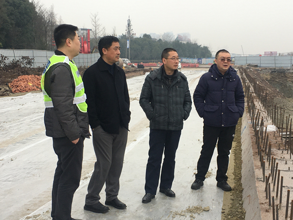 (公司新闻)20210126_公司副总经理刘诗文到大山铺站检查指导工作_副本.jpg (公司新闻)20210126_公司副总经理刘诗文到大山铺站检查指导工作_副本.jpg