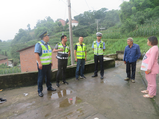 C:\Users\Administrator\Desktop\广安管理处积极开展“一路四方”违法行人集中路段摸排调研治理活动\广安管理处积极开展“一路四方”违法行人集中路段摸排调研治理活动\IMG_8945_副本.jpg C:\Users\Administrator\Desktop\广安管理处积极开展“一路四方”违法行人集中路段摸排调研治理活动\广安管理处积极开展“一路四方”违法行人集中路段摸排调研治理活动\IMG_8945_副本.jpg