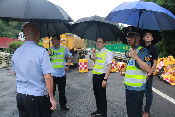 IMG_0643副本.jpg IMG_0643副本.jpg