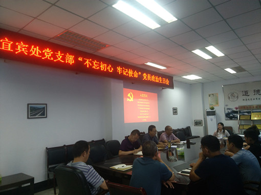 2-1ZG1151126260.jpg 2-1ZG1151126260.jpg