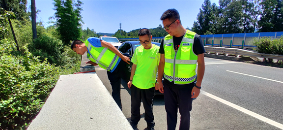 广南公司2020年全线汛期安全检查1.JPG 广南公司2020年全线汛期安全检查1.JPG