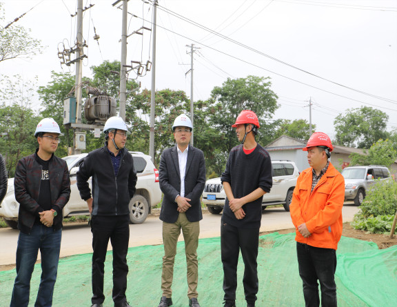 no154-成南公司党委书记、董事长苏开春到成南扩容项目成都入城复线段调研指导工作(罗理军).jpg no154-成南公司党委书记、董事长苏开春到成南扩容项目成都入城复线段调研指导工作(罗理军).jpg