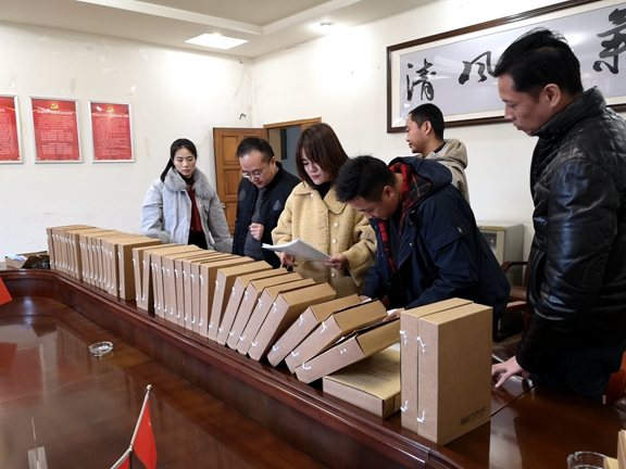 20191227川西公司全面开展2020年“元旦”、“春运春节”节前安全生产暨环境保护工作大检查 (1)_副本.jpg