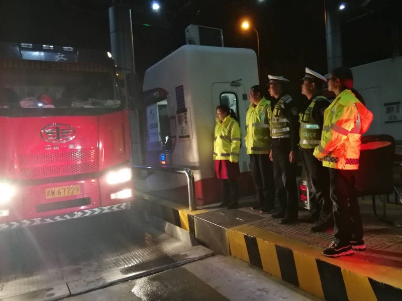 IMG_1663.JPG IMG_1663.JPG