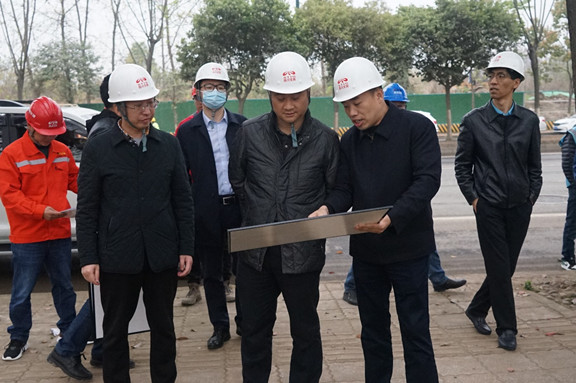 汪伦调研督导_副本.jpg 汪伦调研督导_副本.jpg