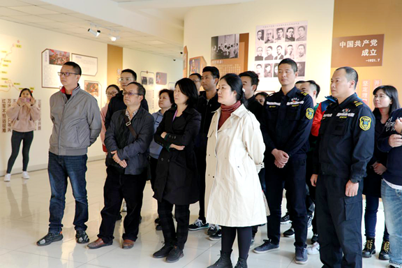 20201222川西公司绕西管理处开展“继承红色精神 勇担干净使命”学习活动3_副本.png 20201222川西公司绕西管理处开展“继承红色精神 勇担干净使命”学习活动3_副本.png