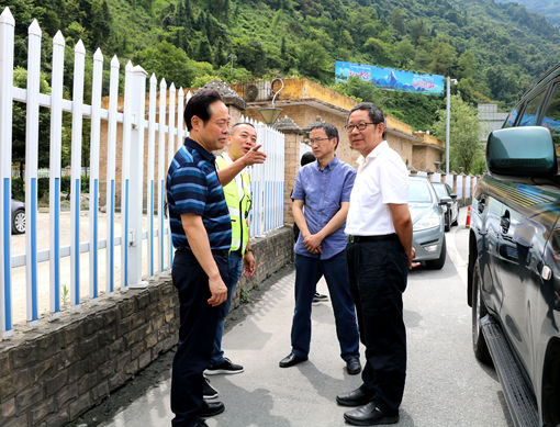 20190808川高公司党委副书记、总经理王孝国调研都汶高速安全营管工作 (2)_副本.jpg 20190808川高公司党委副书记、总经理王孝国调研都汶高速安全营管工作 (2)_副本.jpg