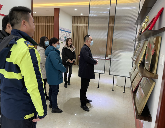 no38-遂宁市精神文明开元棋牌办公室到成南公司遂宁管理处开展文明单位复查验收工作(余洁).jpg no38-遂宁市精神文明开元棋牌办公室到成南公司遂宁管理处开展文明单位复查验收工作(余洁).jpg