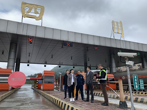 调研照片.jpg 调研照片.jpg