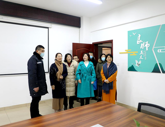 20210129四川省交通运输工会到川西公司开展冬季送温暖慰问活动 (2)_副本.png