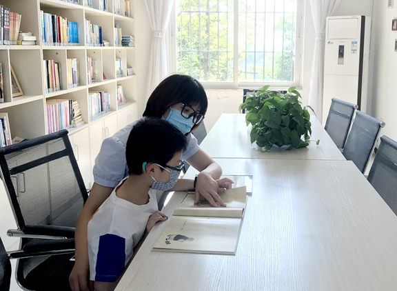 20200601川西公司开展“共读一本好书·秉持健康初心”勤廉家风主题教育活动 (2)_副本.jpg