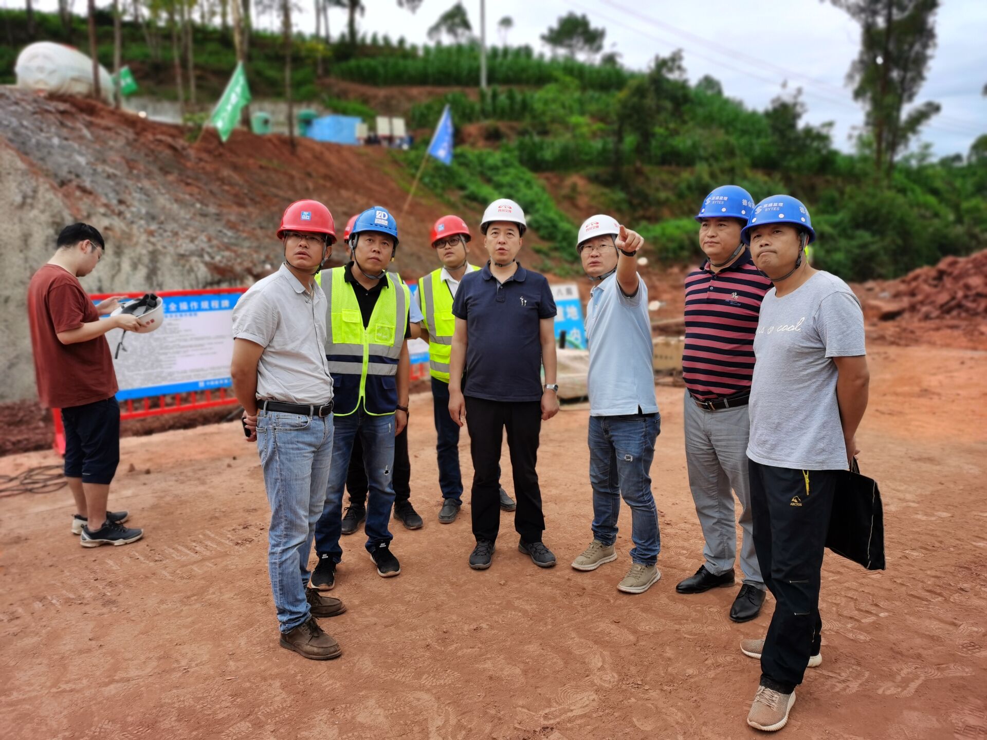 QQ图片20200727093655.jpg QQ图片20200727093655.jpg