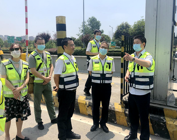 20200702生态环境部赴成都绕城高速调研指导绿通查验设备辐射安全管理工作_副本.png 20200702生态环境部赴成都绕城高速调研指导绿通查验设备辐射安全管理工作_副本.png