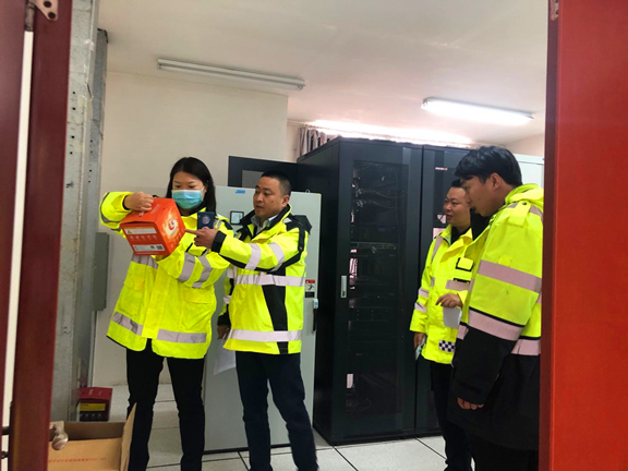 广南高速组织开展“五一”节及汛期前安全大检查1.JPG 广南高速组织开展“五一”节及汛期前安全大检查1.JPG