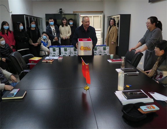 咨询公司开展“定下一个小目标”新春主题活动.JPG 咨询公司开展“定下一个小目标”新春主题活动.JPG