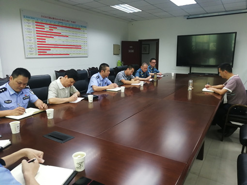 2-1ZR214355C36.jpg 2-1ZR214355C36.jpg