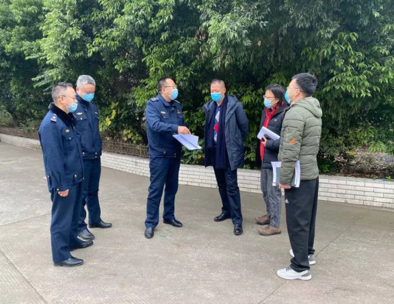 no384-厅高管局交通执法第三支队副支队长何清华一行检查指导成南公司超限治理规范提升工作.jpg no384-厅高管局交通执法第三支队副支队长何清华一行检查指导成南公司超限治理规范提升工作.jpg