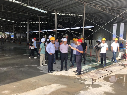 川高公司党委委员、财务总监潘峰一行赴绵九高速公路有限责任公司调研 (1).jpg