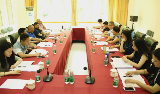 no183-川北公司总经理李昌玖一行到成南公司交流取消省界收费站试点工作2(郑华).jpg no183-川北公司总经理李昌玖一行到成南公司交流取消省界收费站试点工作2(郑华).jpg