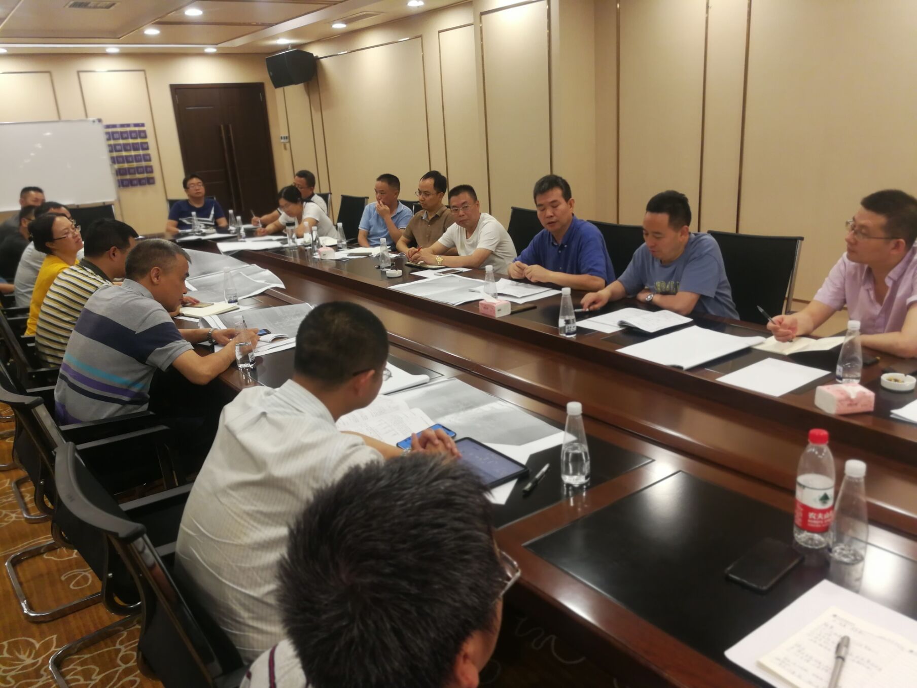 郜总.jpg 郜总.jpg