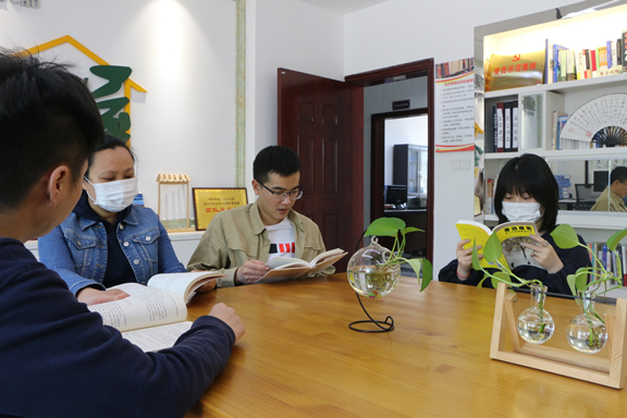 2-20042QG649438.jpg 2-20042QG649438.jpg