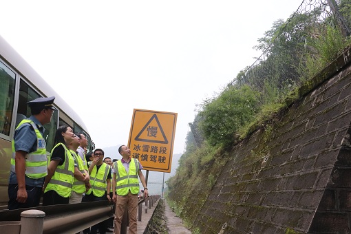 IMG_0357.JPG IMG_0357.JPG