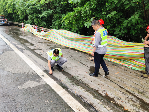 2-20052614301QA.jpg 2-20052614301QA.jpg