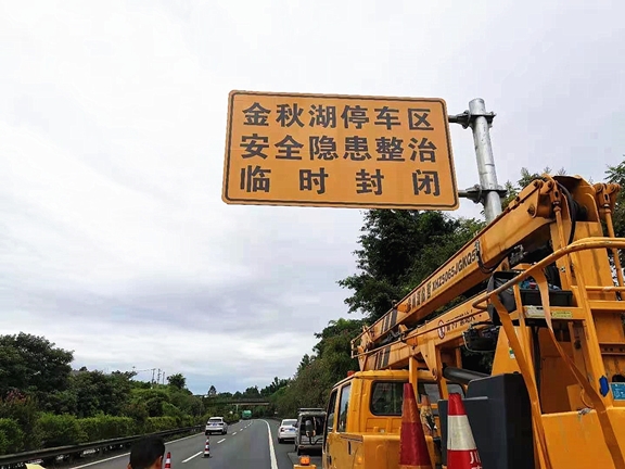 2-200R4213534527.jpg 2-200R4213534527.jpg