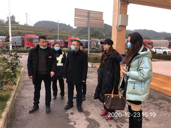 2-20122QQ305194.jpg 2-20122QQ305194.jpg