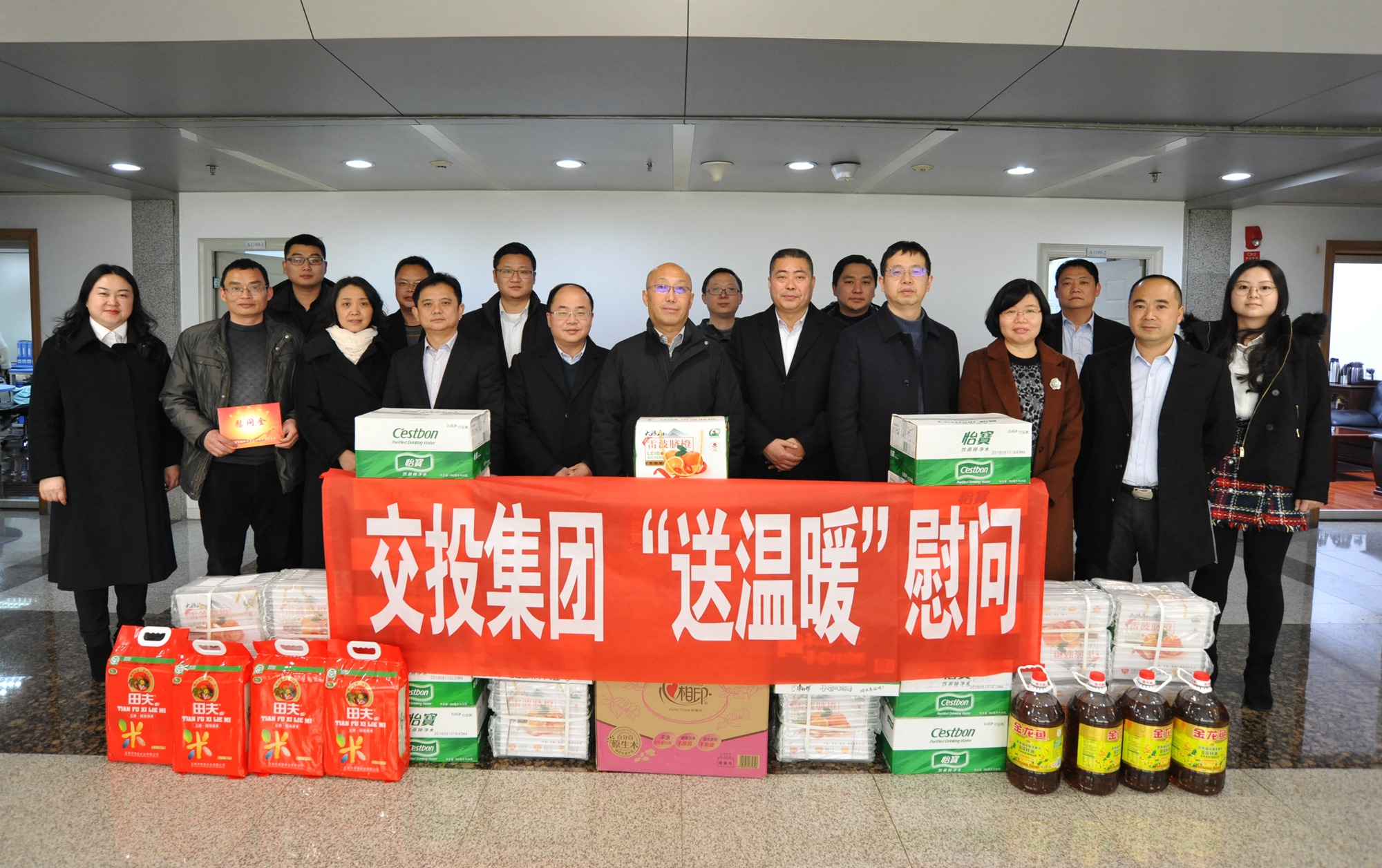 JOY_5851_副本.jpg JOY_5851_副本.jpg