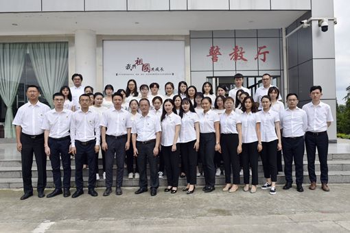 图片3.jpg 图片3.jpg