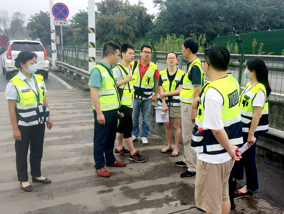 20200714省公路设计院现场调研成都绕城高速治超工作 (1)_副本.png