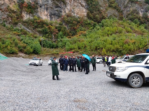九绵高速下甘座砂石配置料场正式投入生产.jpg 九绵高速下甘座砂石配置料场正式投入生产.jpg