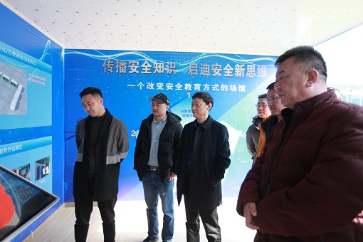 IMG_5818 - 副本.JPG IMG_5818 - 副本.JPG