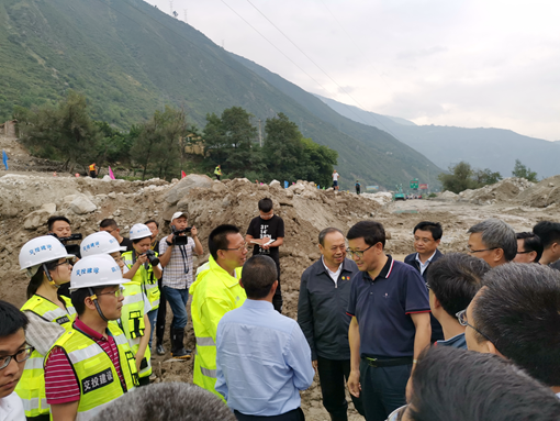 20190821四川省副省长尧斯丹赴都汶高速“8.20”泥石流抢险工程现场调研指导工作1.png