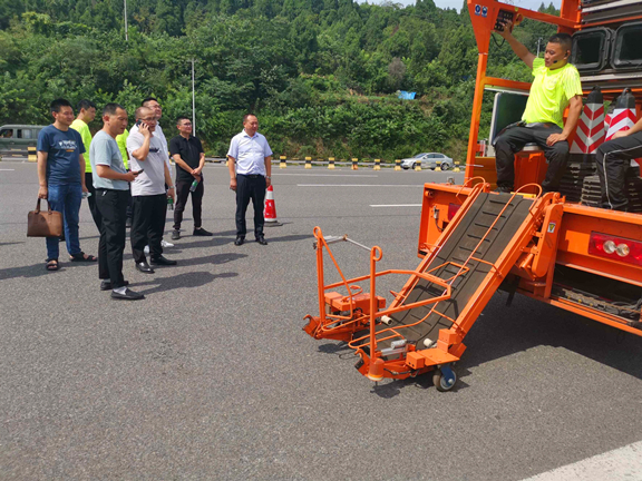 操作演示.jpg 操作演示.jpg