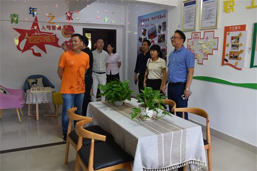 广元团市委相关领导深入广巴公司指导青年文明号创建工作 (2).jpg 广元团市委相关领导深入广巴公司指导青年文明号创建工作 (2).jpg
