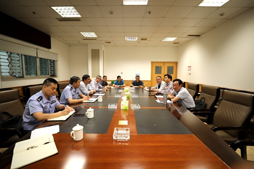 HI4A8913.JPG HI4A8913.JPG