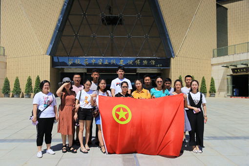 C:\Users\Administrator\Desktop\fileUpload.jpg C:\Users\Administrator\Desktop\fileUpload.jpg